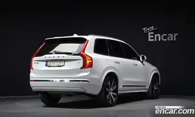 Volvo XC90, 2022