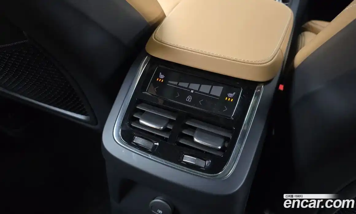 Volvo XC90 2022 2.0 Автомат в Москве № 230632, фото 14