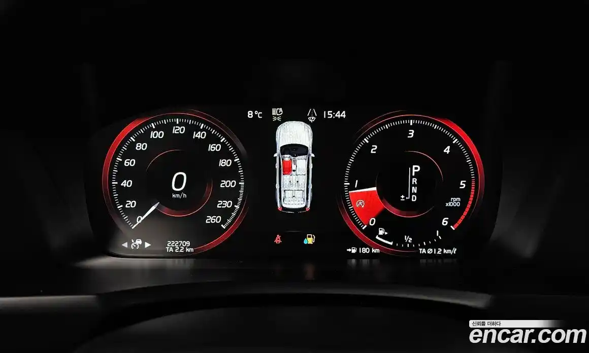 Volvo XC90 2018 2.0 Автомат в Москве № 230665, фото 20