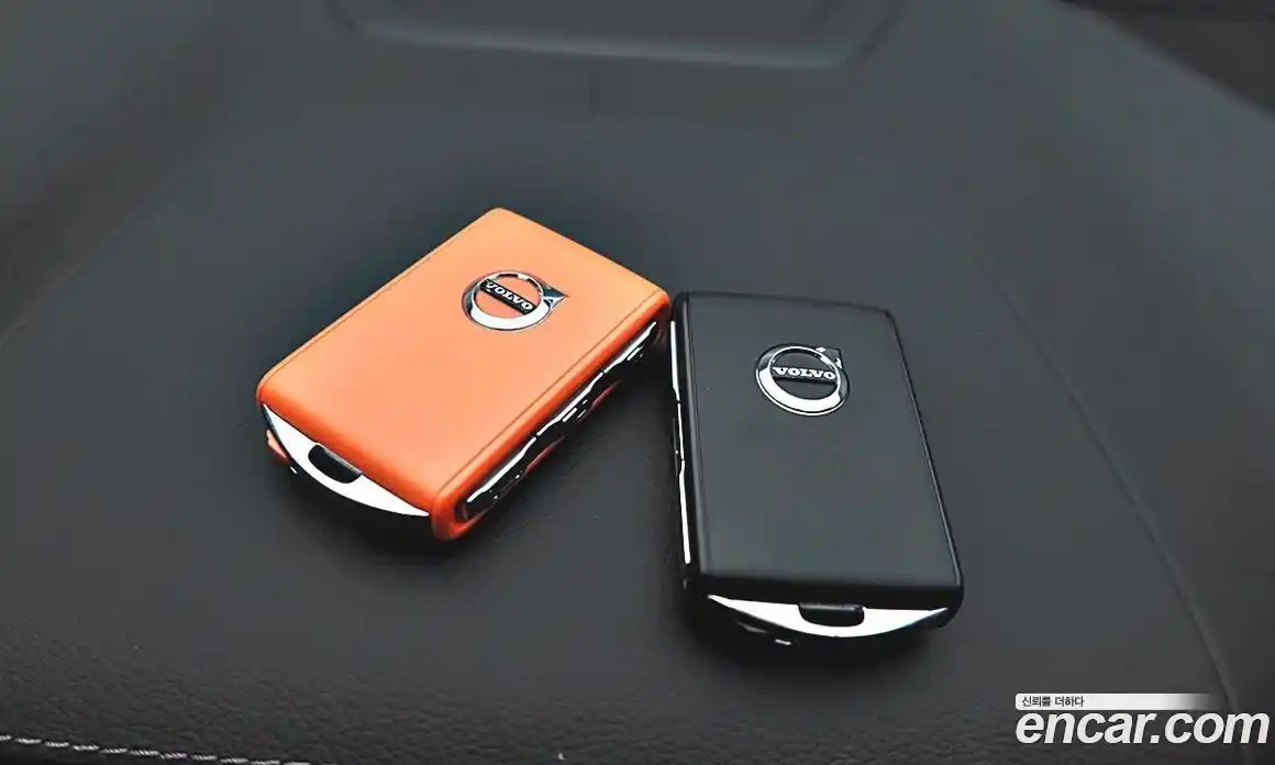 Volvo V60 2023 2.0 Автомат в Москве № 230887, фото 15