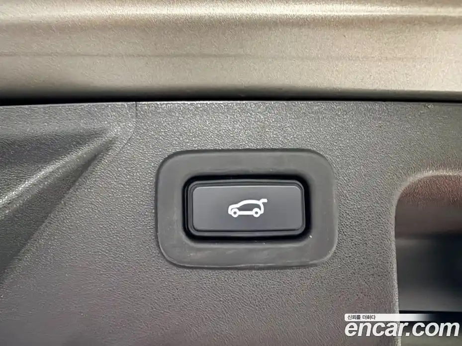 Land Rover Discovery Sport 2022 2.0 Автомат в Москве № 231327, фото 15