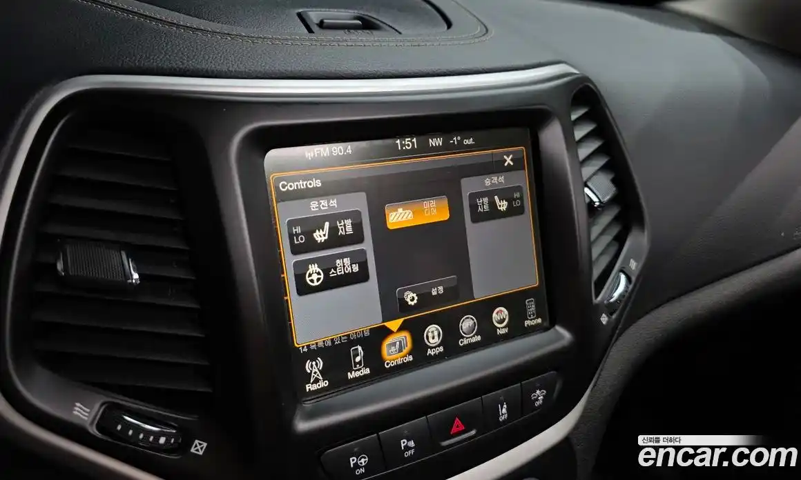 Jeep Cherokee 2018 2.4 Автомат в Москве № 232291, фото 14