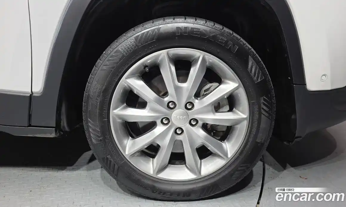 Jeep Cherokee 2018 2.4 Автомат в Москве № 232291, фото 18