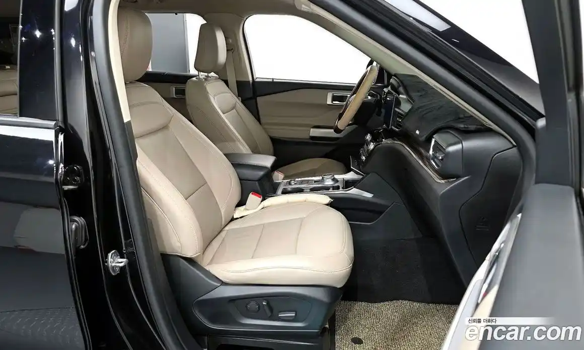 Ford Explorer 2021 2.3 Автомат в Москве № 233191, фото 11