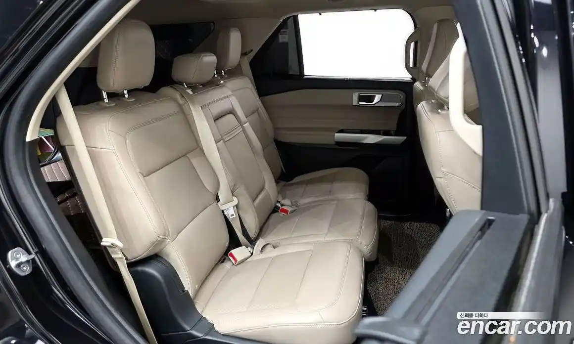 Ford Explorer 2021 2.3 Автомат в Москве № 233191, фото 12