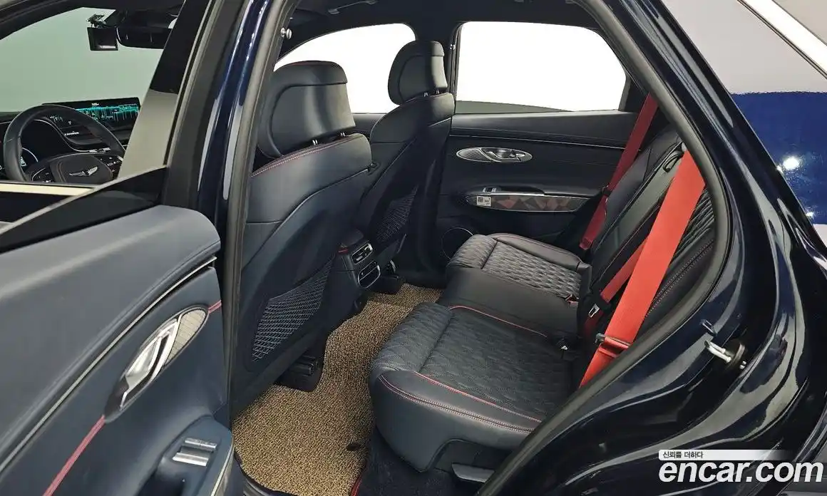 Genesis GV70 2024 2.5 Автомат в Москве № 23338, фото 13