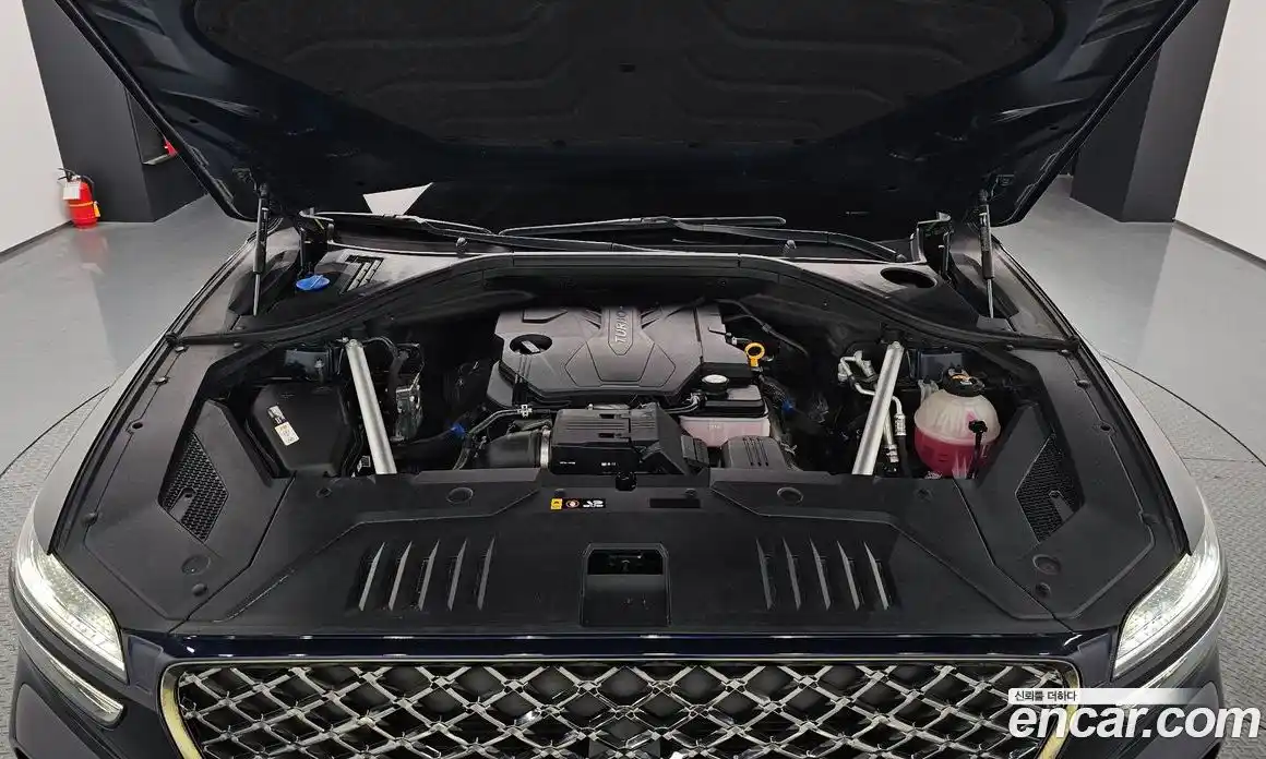 Genesis GV70 2024 2.5 Автомат в Москве № 23338, фото 17