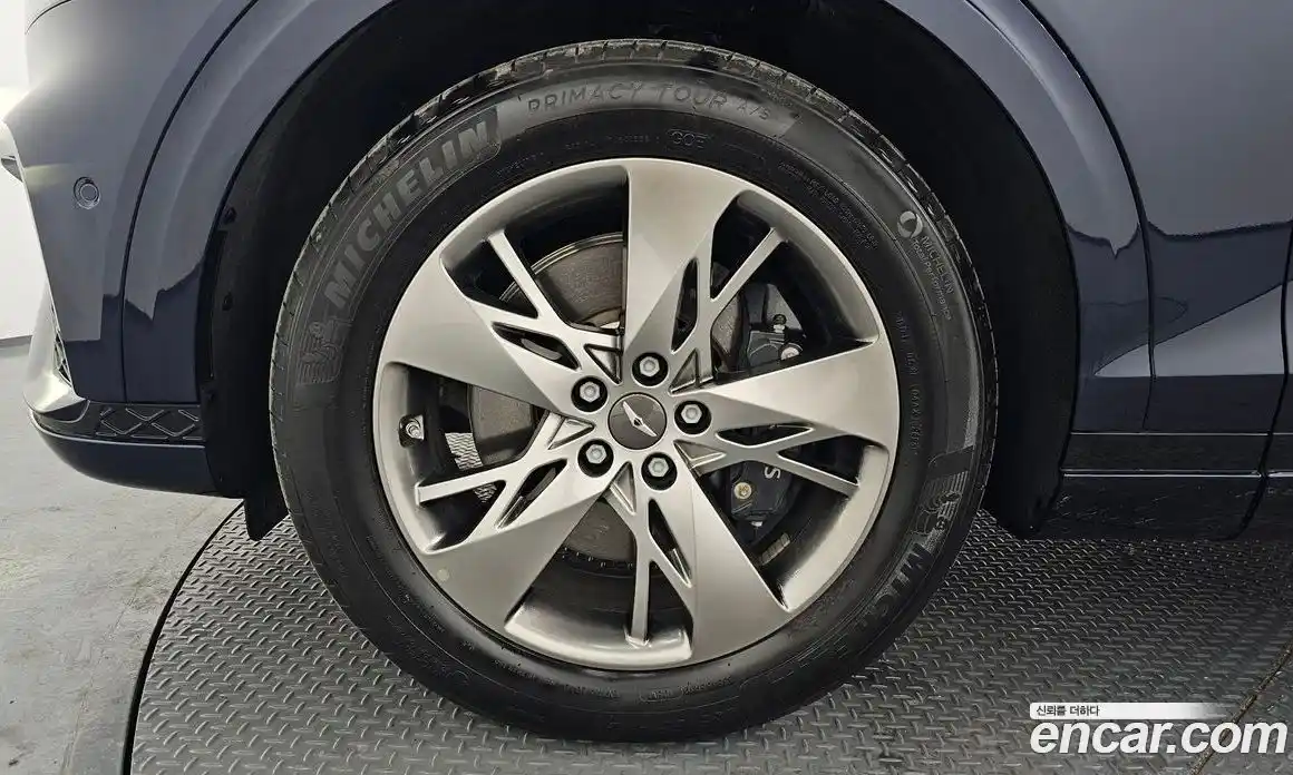 Genesis GV70 2024 2.5 Автомат в Москве № 23338, фото 20