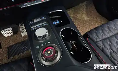 Genesis GV70 2024 2.5 Автомат в Москве № 23338, миниатюра 8