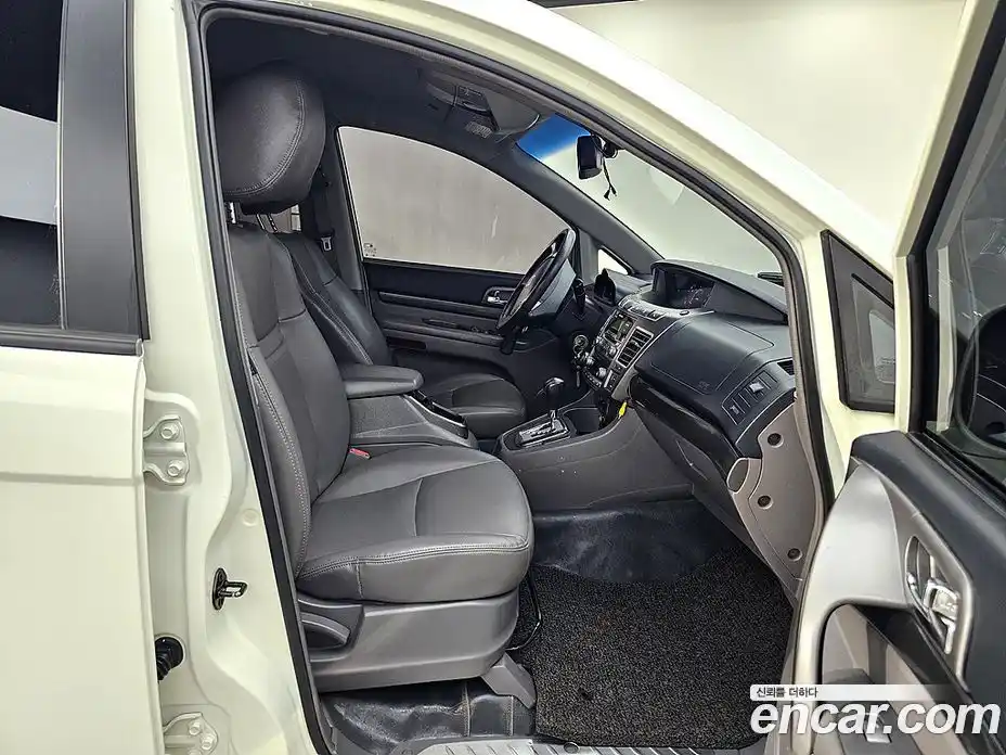 SsangYong Korando 2014 2.0 Автомат в Москве № 24006, фото 11