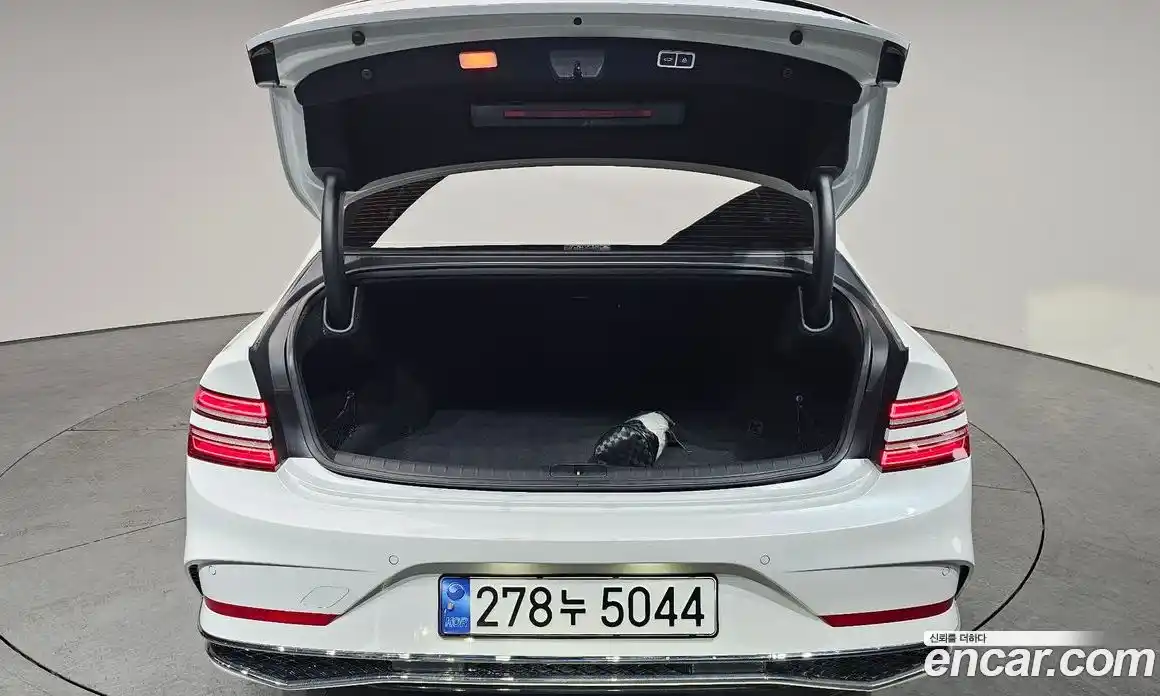 Genesis G80 2025 2.5 Автомат в Москве № 24078, фото 14