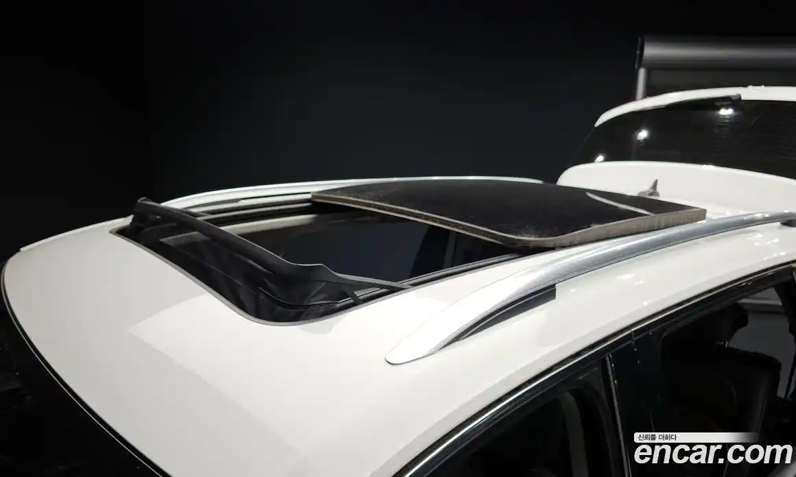 Volkswagen Tiguan 2023 2.0 Автомат в Москве № 254475, фото 18