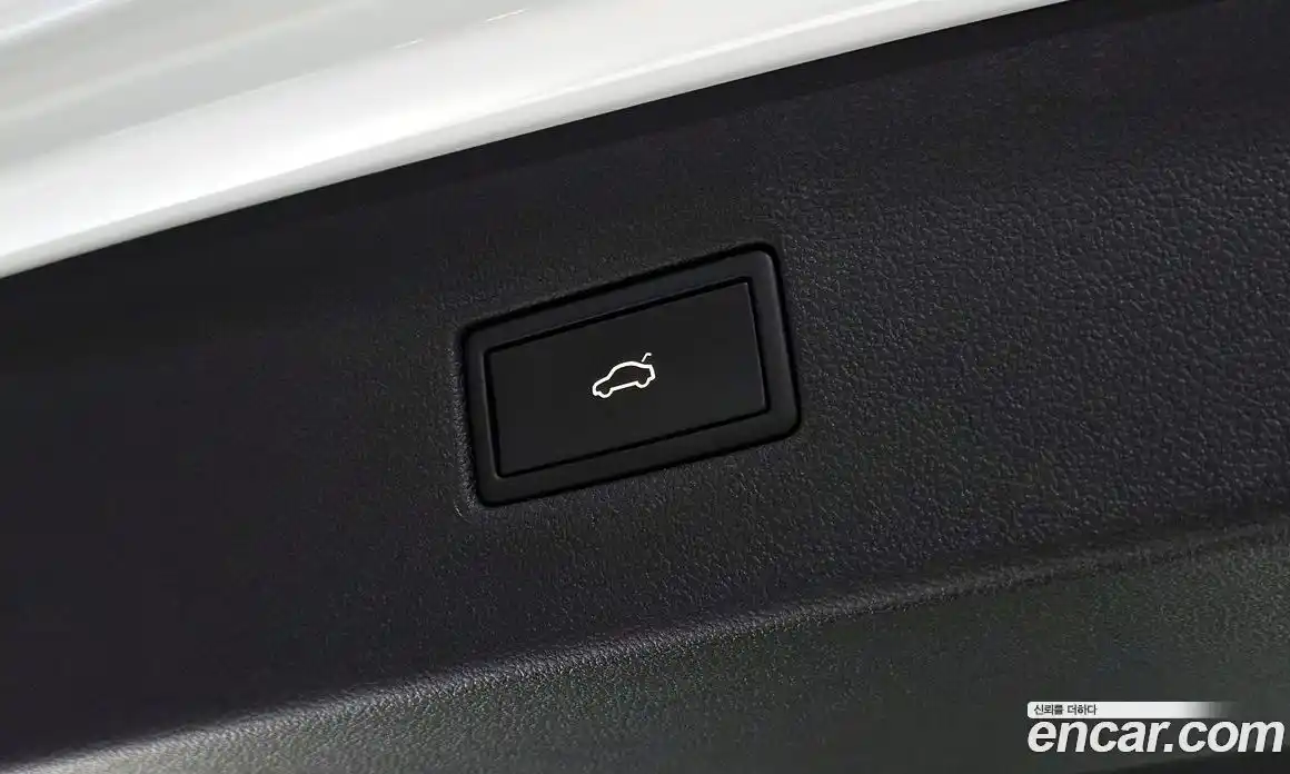 Volkswagen Tiguan 2023 2.0 Автомат в Москве № 254475, фото 19