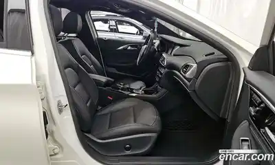 Infiniti Q30, 2019