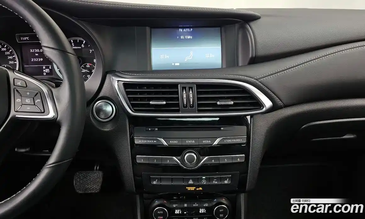 Infiniti Q30 2019 2.0 Автомат в Москве № 256122, фото 13