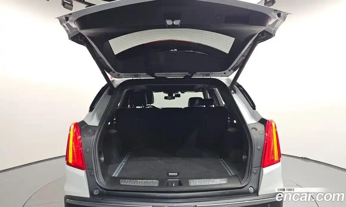 Cadillac XT5 2019 3.6 Автомат в Москве № 256402, фото 15