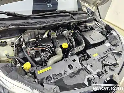 Renault QM3 2014 1.5 Автомат в Москве № 265557, миниатюра 6