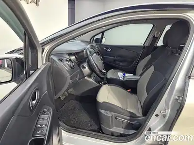 Renault QM3 2014 1.5 Автомат в Москве № 265557, миниатюра 8