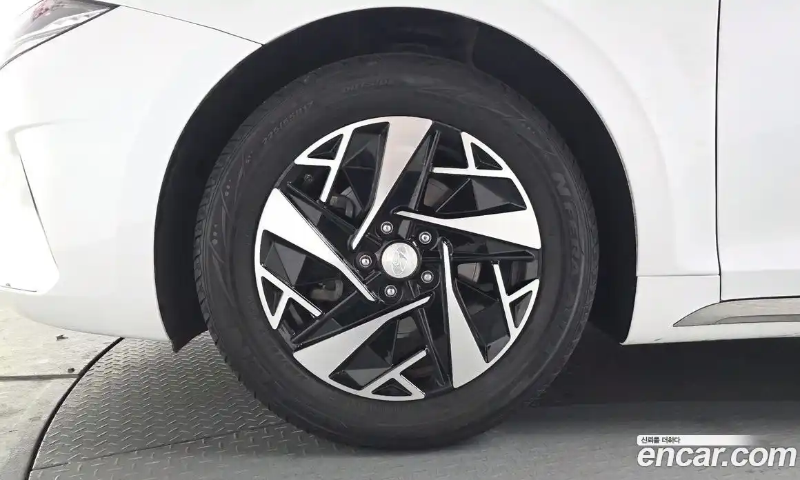 Hyundai Grandeur 2022 2.4 Автомат в Москве № 266861, фото 15