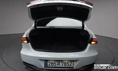 Hyundai Grandeur 2022 2.4 Автомат в Москве № 266861, миниатюра 6