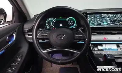 Hyundai Grandeur 2022 2.4 Автомат в Москве № 266861, миниатюра 10