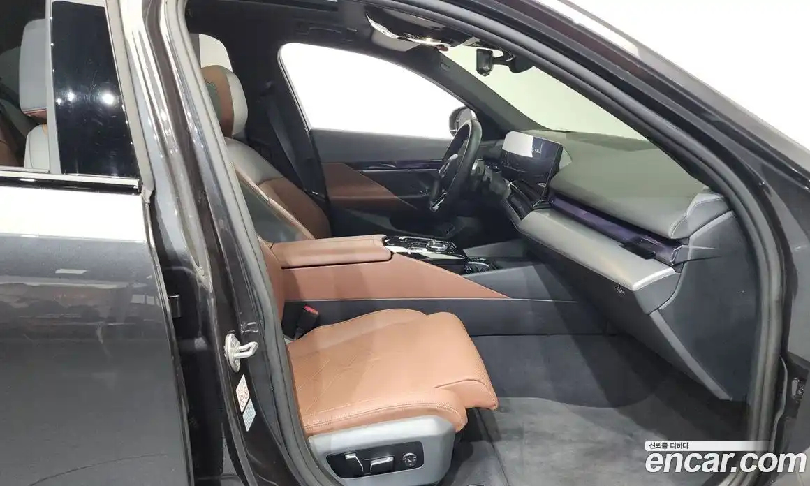 BMW 5-Series 2024 2.0 Автомат в Москве № 280166, фото 14