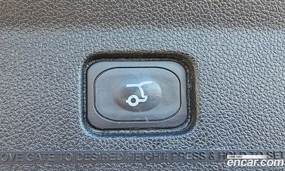 Ford Explorer 2016 2.3 Автомат в Москве № 281292, фото 19