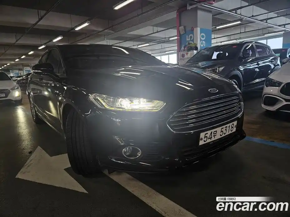 Ford Mondeo 2017 2.0 Автомат в Москве № 282127, фото 3
