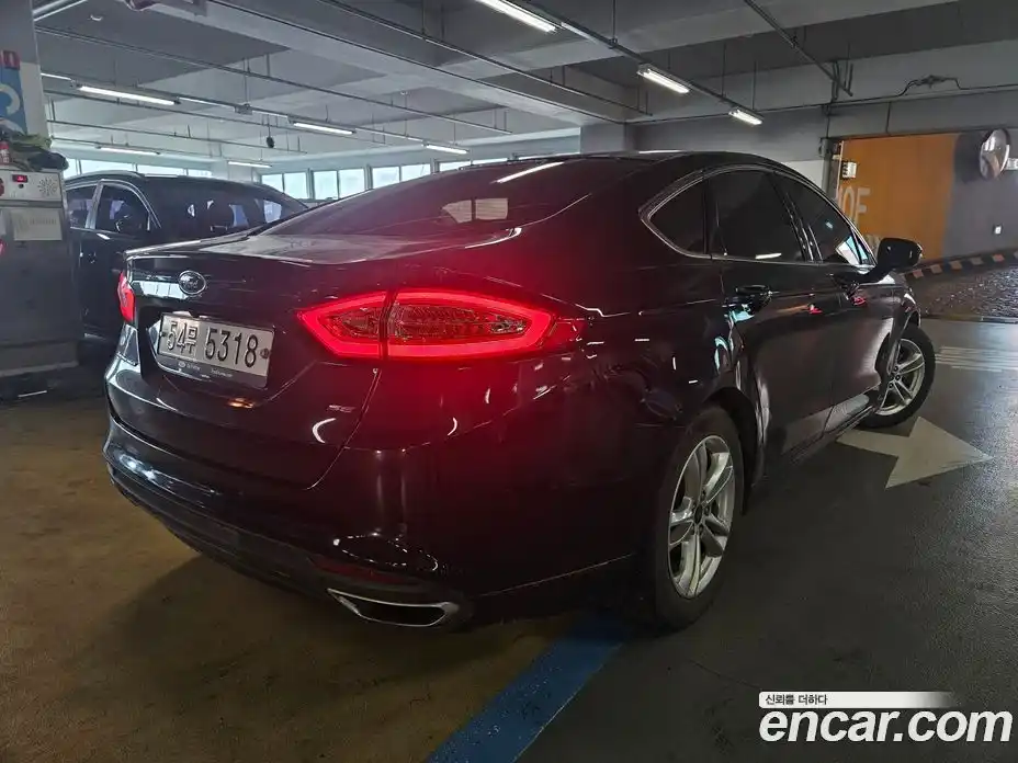 Ford Mondeo 2017 2.0 Автомат в Москве № 282127, фото 6