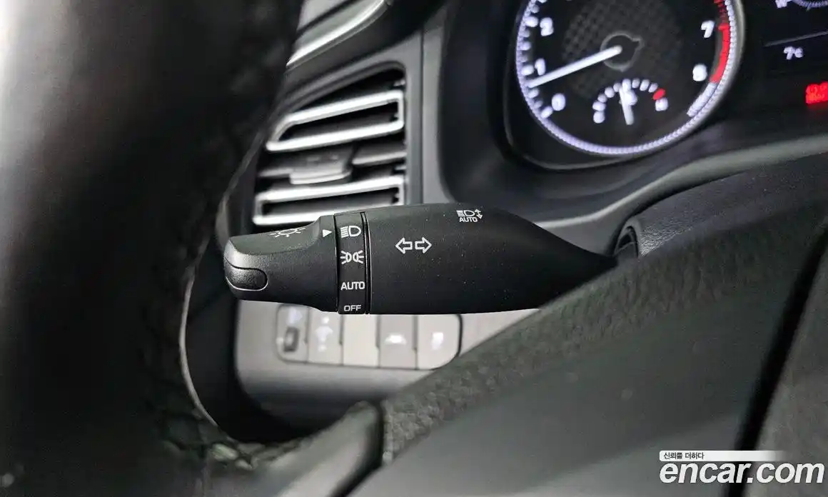 Hyundai Avante 2020 1.6 Автомат в Москве № 282345, фото 5