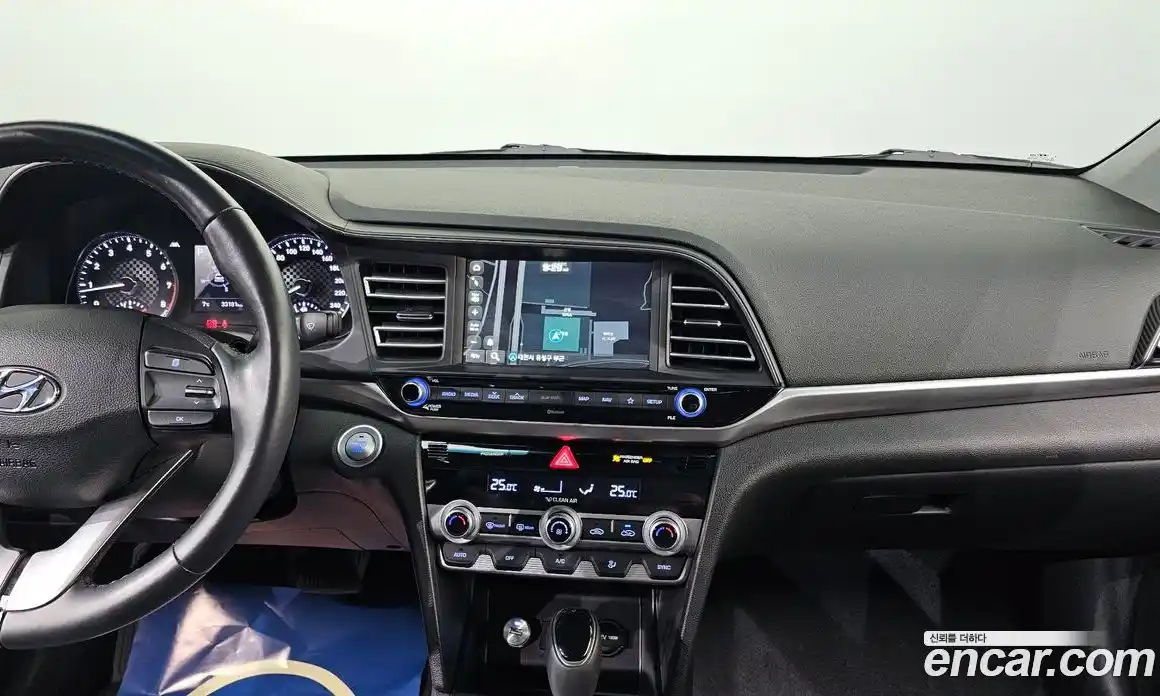 Hyundai Avante 2020 1.6 Автомат в Москве № 282345, фото 7