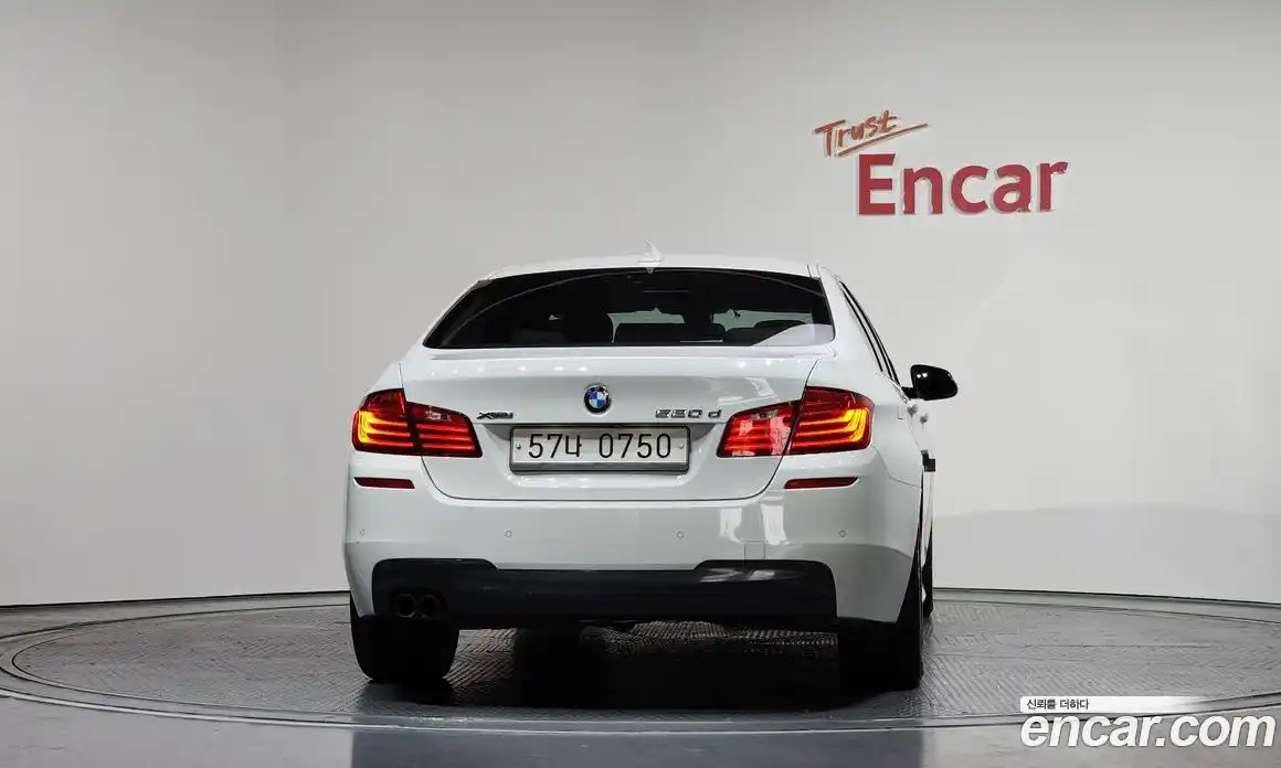 BMW 5-Series 2016 2.0 Автомат в Москве № 285561, фото 11