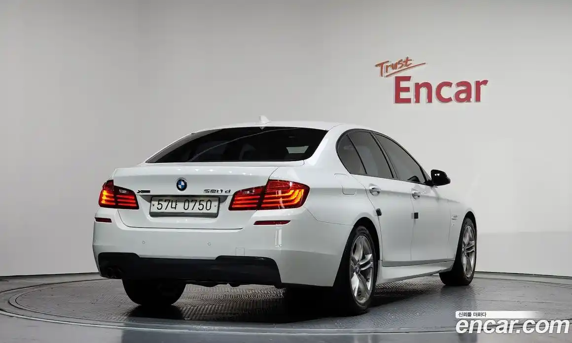 BMW 5-Series 2016 2.0 Автомат в Москве № 285561, фото 14