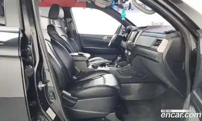 SsangYong Rexton 2018 2.2 Автомат в Москве № 290752, миниатюра 3