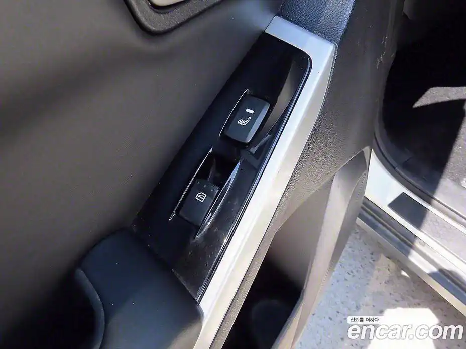 SsangYong Korando 2014 2.0 Автомат в Москве № 29464, фото 17