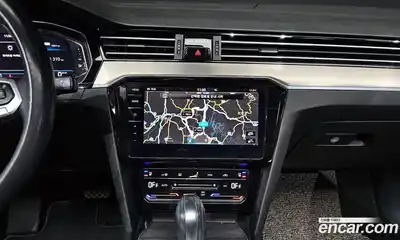 Volkswagen Passat 2021 2.0 Автомат в Москве № 301320, миниатюра 4