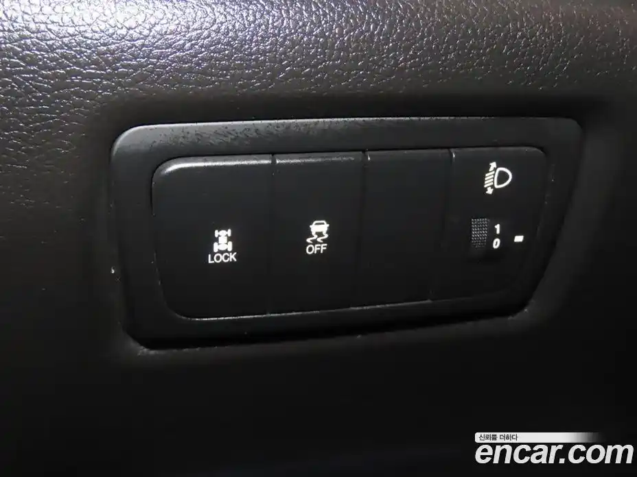 SsangYong Korando 2015 2.0 Автомат в Москве № 311045, фото 16