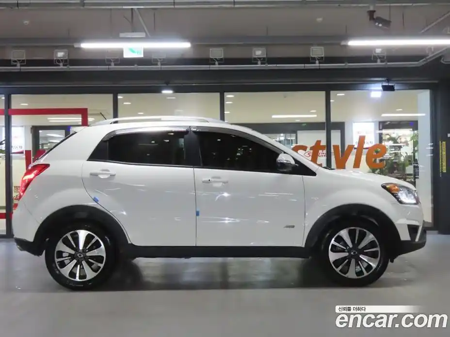 SsangYong Korando 2015 2.0 Автомат в Москве № 311045, фото 20