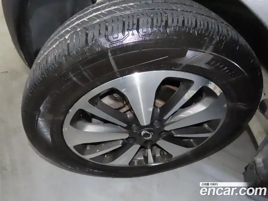 SsangYong Korando 2015 2.0 Автомат в Москве № 311045, фото 5