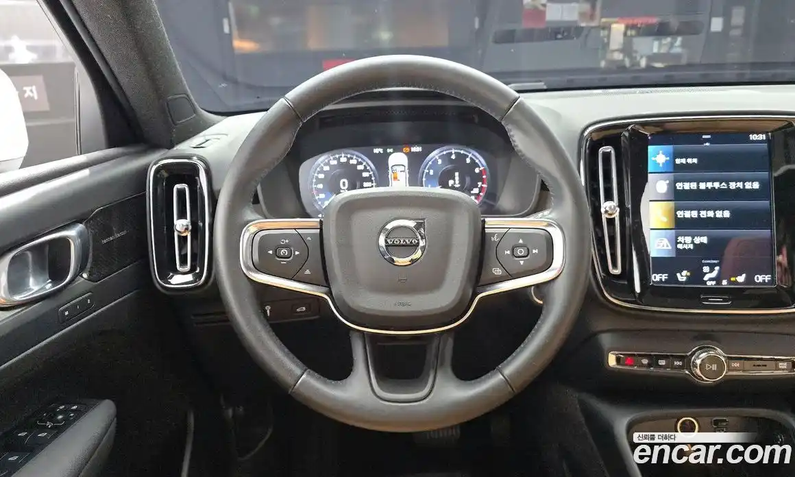 Volvo XC40 2021 2.0 Автомат в Москве № 312647, фото 15