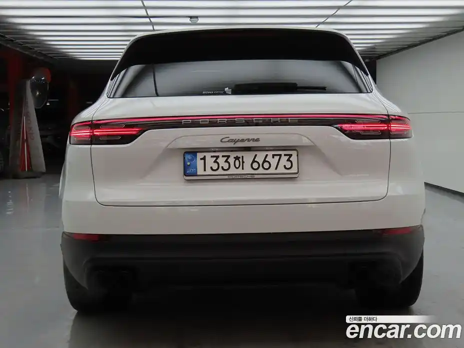 Porsche Cayenne 2023 3.0 Автомат в Москве № 312792, фото 4