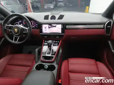 Porsche Cayenne 2023 3.0 Автомат в Москве № 312792, миниатюра 5