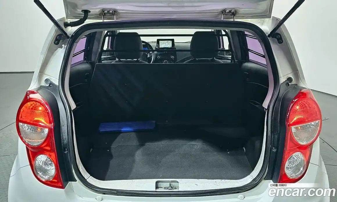 Chevrolet Spark 2015 1.0 Автомат в Москве № 314627, фото 14