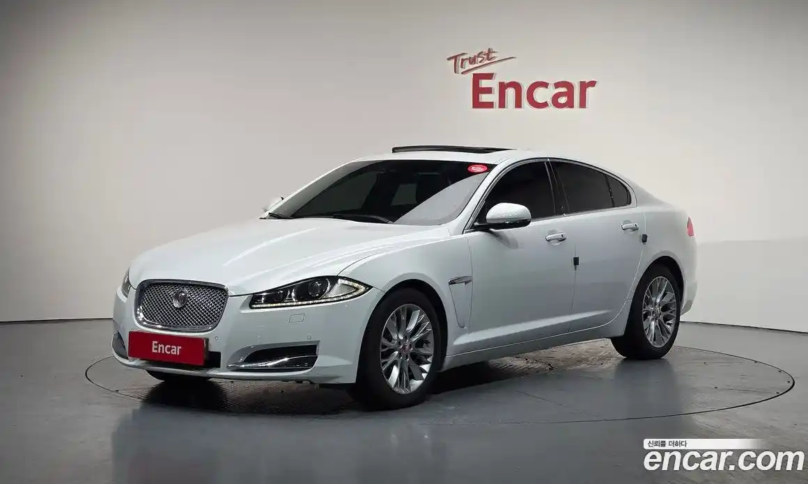Jaguar XF 2014 3.0 Автомат в Москве № 335832, фото 13