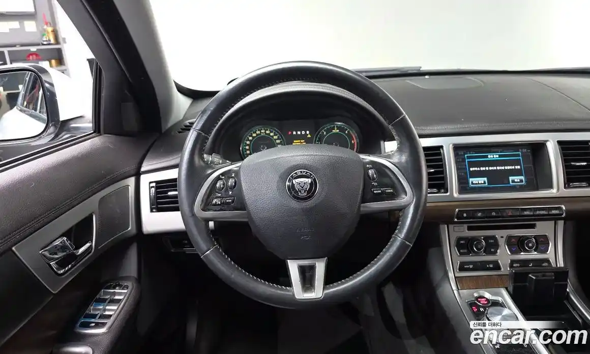 Jaguar XF 2014 3.0 Автомат в Москве № 335832, фото 15