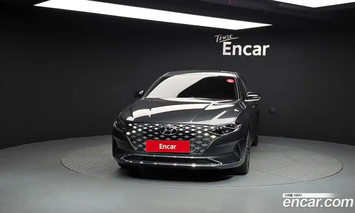 Hyundai Grandeur 2022 2.5 Автомат в Москве № 3389, фото 3