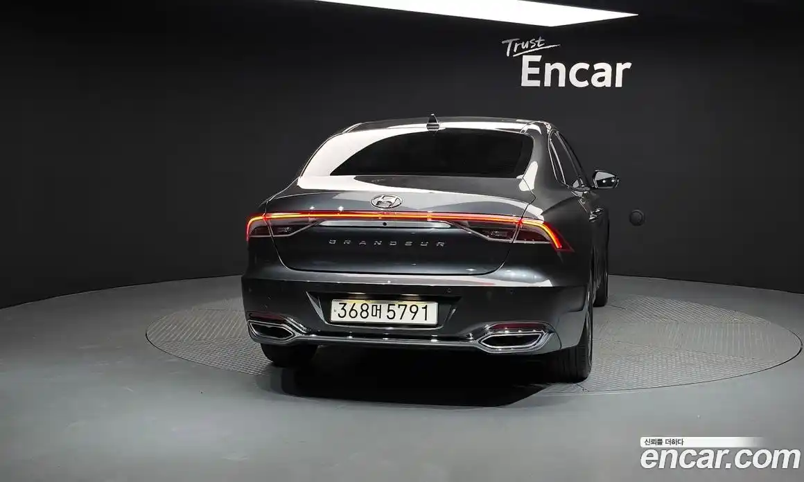 Hyundai Grandeur 2022 2.5 Автомат в Москве № 3389, фото 4