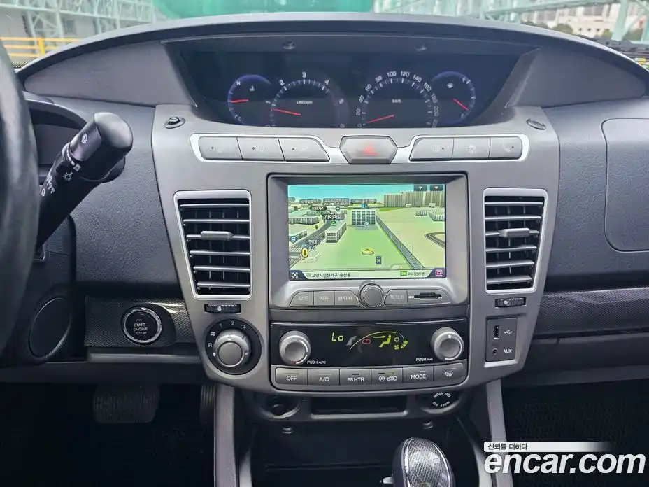 SsangYong Korando 2015 2.0 Автомат в Москве № 35634, фото 15