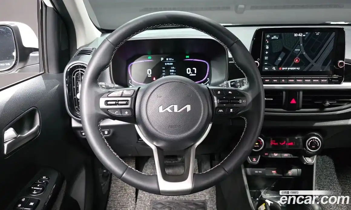 Kia Morning 2024 1.0 Автомат в Москве № 360114, фото 13