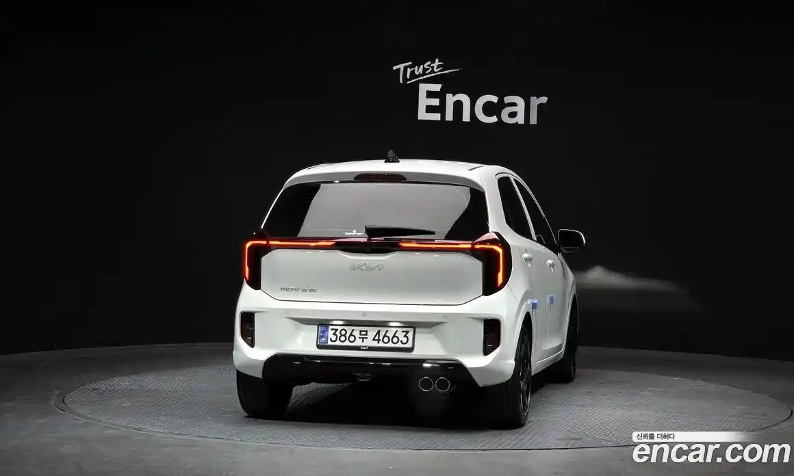 Kia Morning 2024 1.0 Автомат в Москве № 360114, фото 4